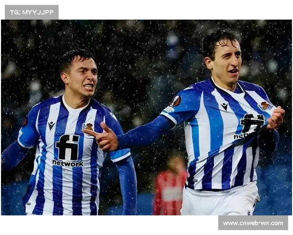 加拉塔萨雷1-0小胜巴萨克赛尔，库图朱制胜球助球队晋级